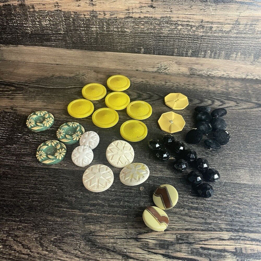 Vintage Sewing Button Lot Mixed Assortment, Floral & Geometric Multi Color